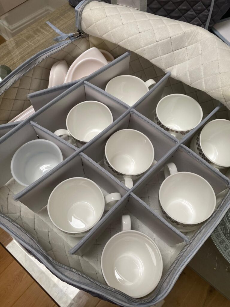 Dinnerware packing
